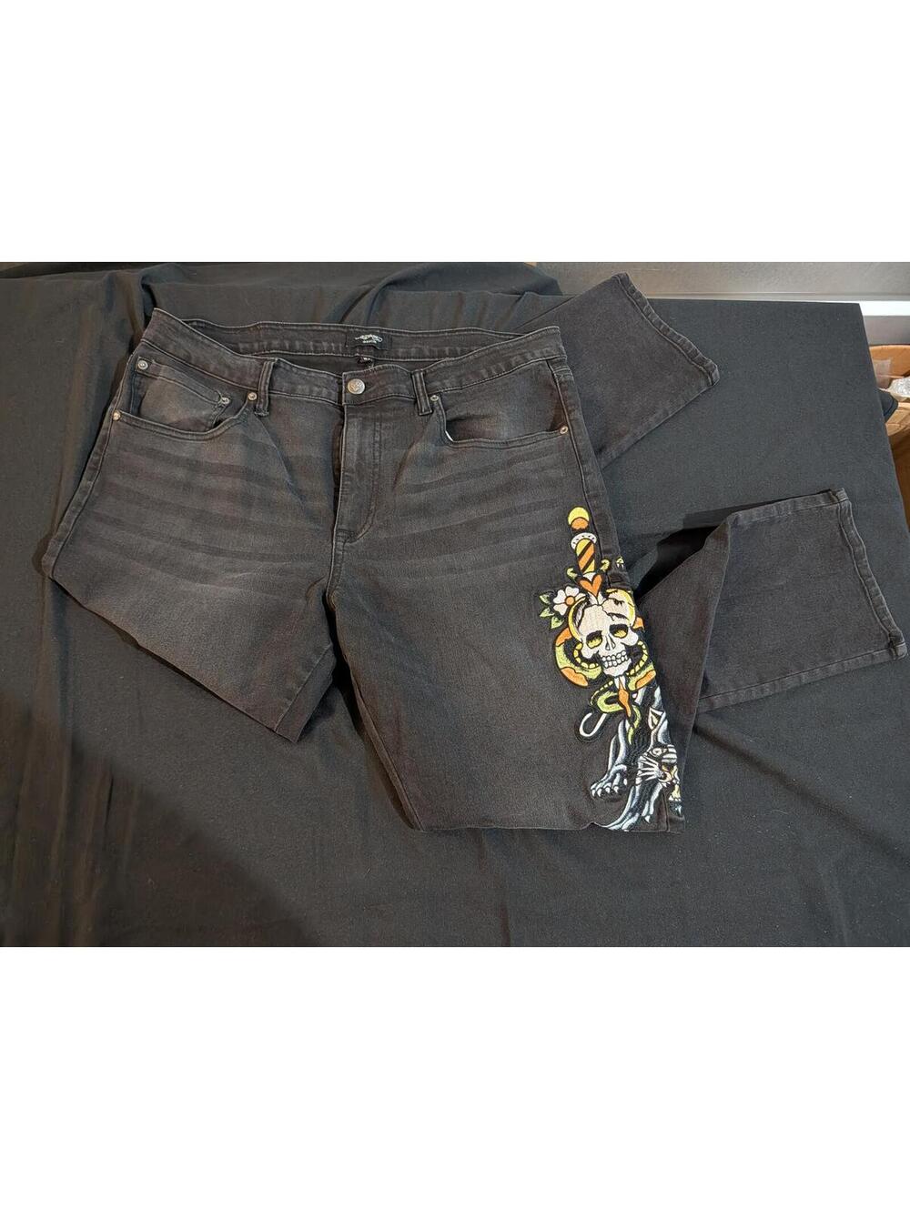 Ed Hardy Tiger Head Slim Fit Straight Leg Jean Low Rise 38 x 34